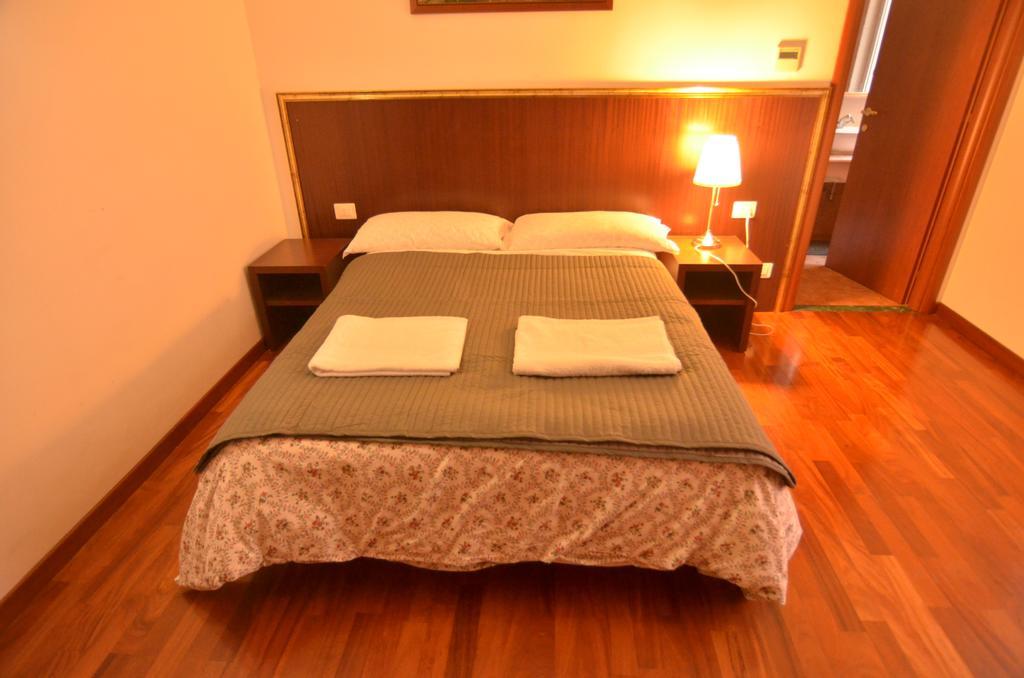 Mille Fiori Bed & Breakfast Roma Phòng bức ảnh
